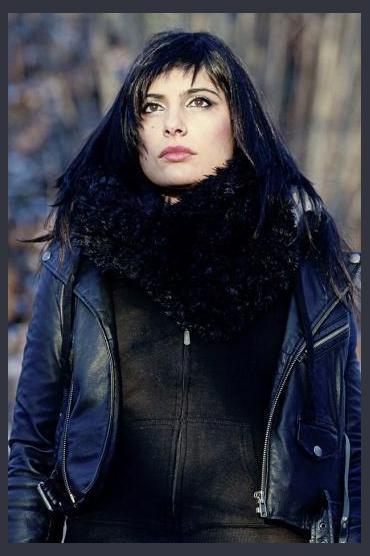 Tristania photo 1