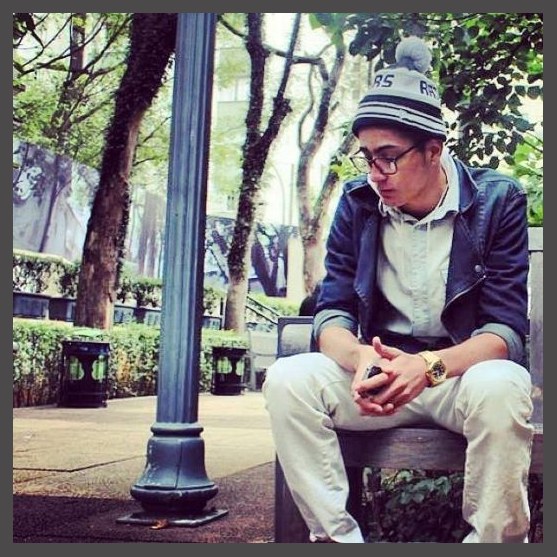 Twi5t photo 1