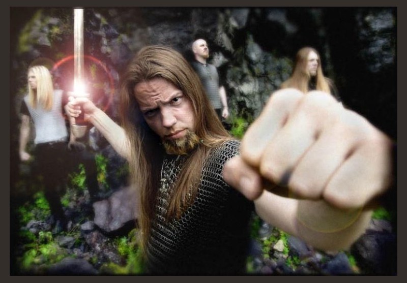 TÝR photo 1