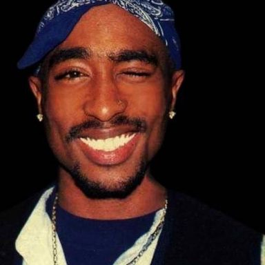 2Pac (Tupac Shakur) photo 27