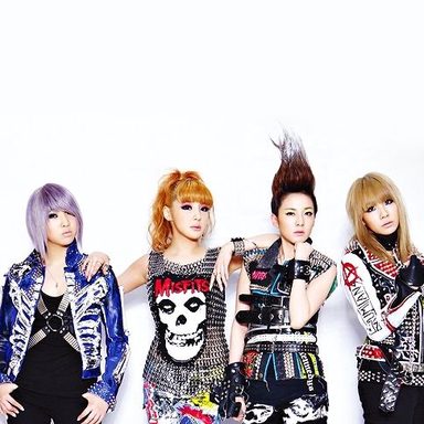 2NE1 photo 176