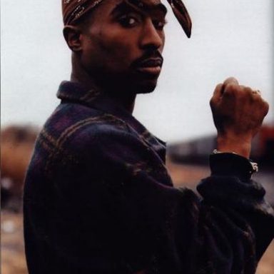 2Pac (Tupac Shakur) photo 31