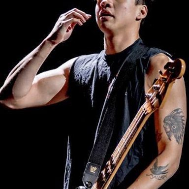 5 Seconds Of Summer photo 32