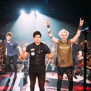 5 Seconds Of Summer photo 41