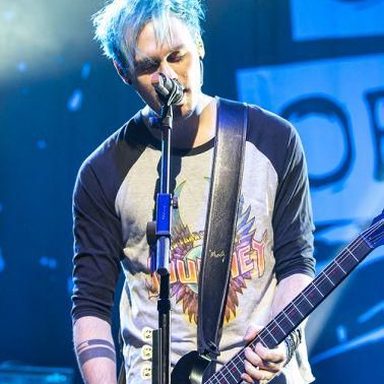 5 Seconds Of Summer photo 34