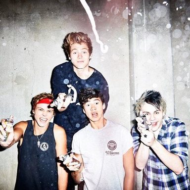 5 Seconds Of Summer photo 69