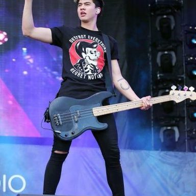 5 Seconds Of Summer photo 54