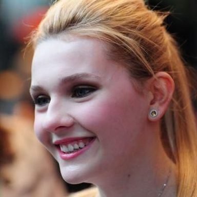 Abigail Breslin photo 10
