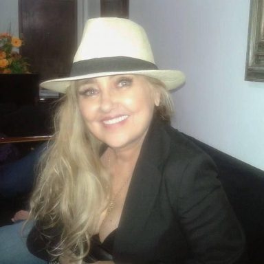 Adriana Cantora
