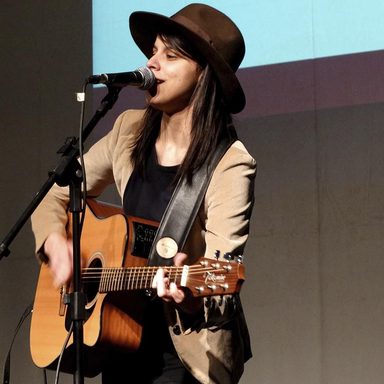 Agnes Gomes
