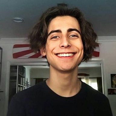 Aidan Gallagher photo 14