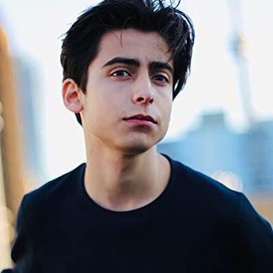 Aidan Gallagher photo 15