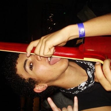 Ajus