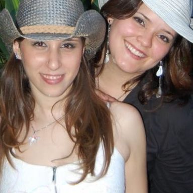 Alê Garcia e Carollina