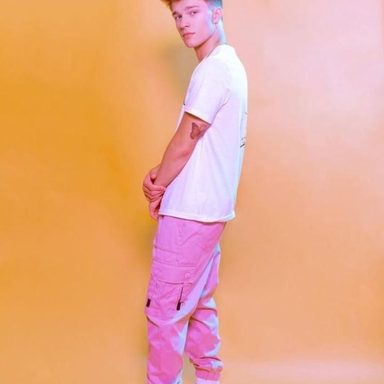 Alex Sampson photo 11