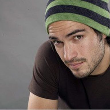 Alfonso Herrera photo 31