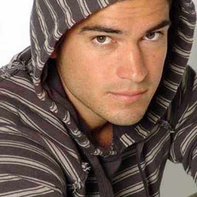 Alfonso Herrera photo 27