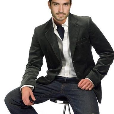 Alfonso Herrera photo 13