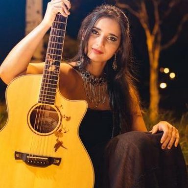 Aline Abreu photo 9