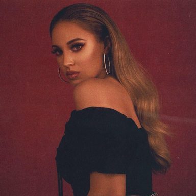 Alina Baraz photo 12