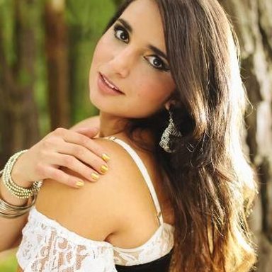 Aline Abreu photo 12