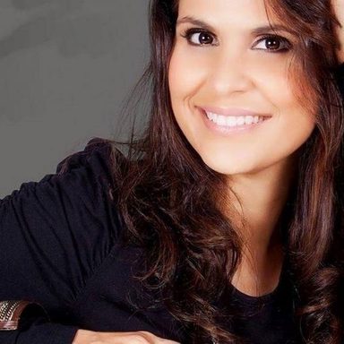 Aline Barros photo 57