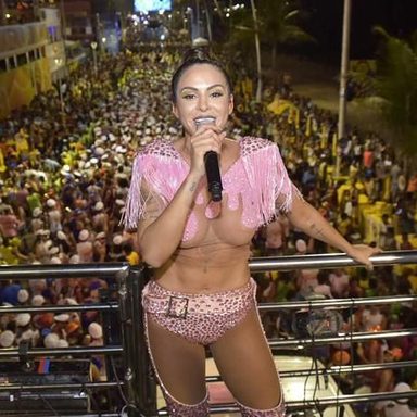 Alinne Rosa photo 17