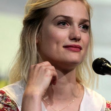 Alison Sudol
