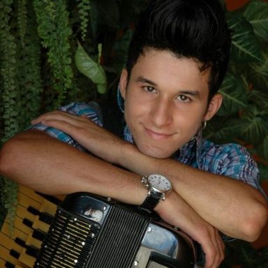 Alisson Thales photo 14
