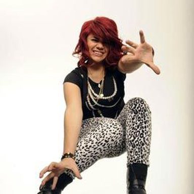 Allison Iraheta photo 25