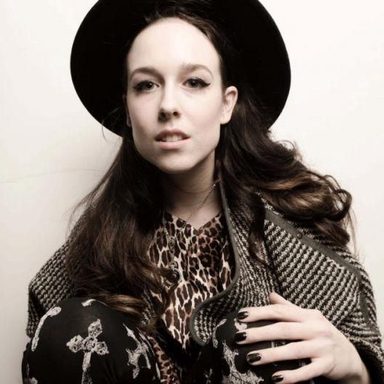 Allie X photo 15