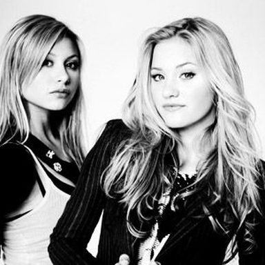 Aly & AJ photo 25