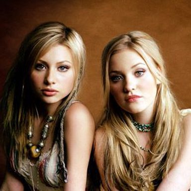 Aly & AJ photo 29