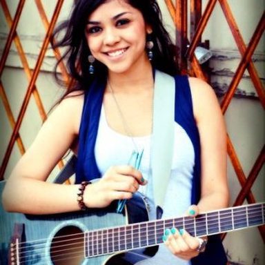 Alyssa Bernal photo 11