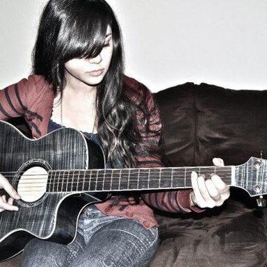 Alyssa Bernal photo 9