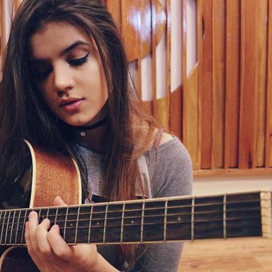 Amanda Lince photo 33