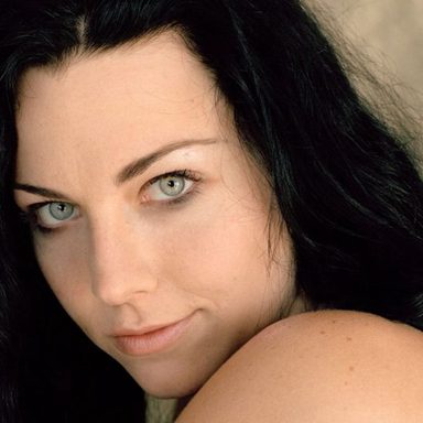 Amy Lee photo 49