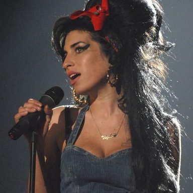 Amy Winehouse photo 11