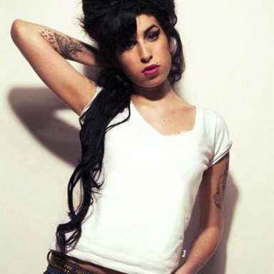 Amy Winehouse photo 32