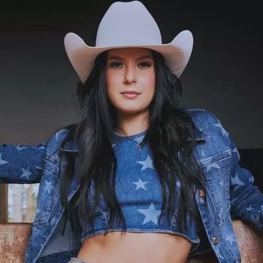 Ana Castela photo 10
