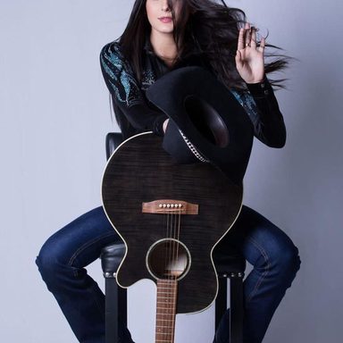 Ana Castela photo 72