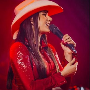 Ana Castela photo 78