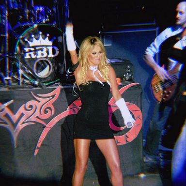 Anahí photo 16