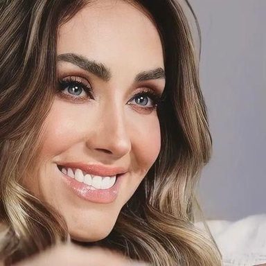 Anahí photo 104