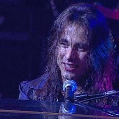 Andre Matos photo 16
