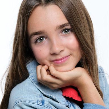 Angelina Nava