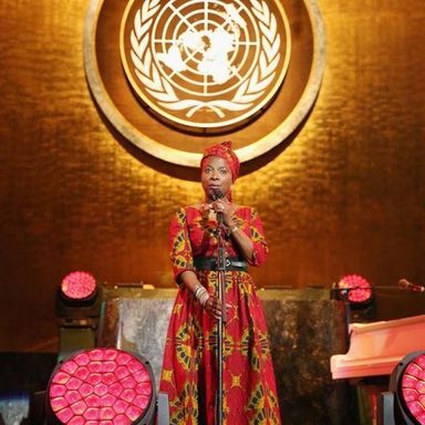 Angelique Kidjo photo 13