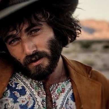 Angus Stone