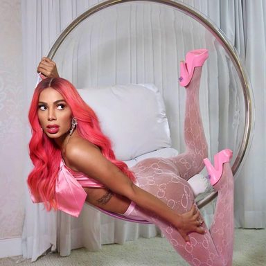 Anitta photo 345