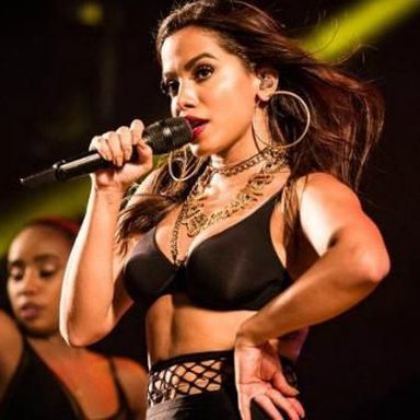 Anitta photo 503